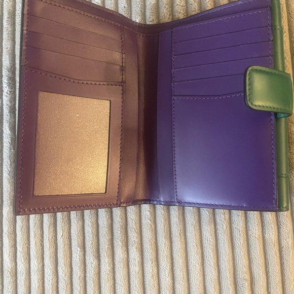 Bvlgari Serpenti Wallet - Picture 7 of 9